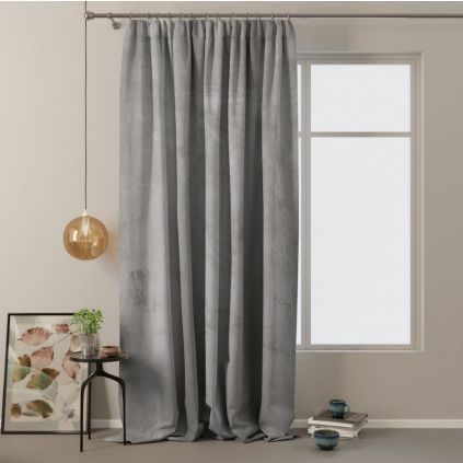prakticky tieniaci zaves velvet pleat silver 14x270cm na okne