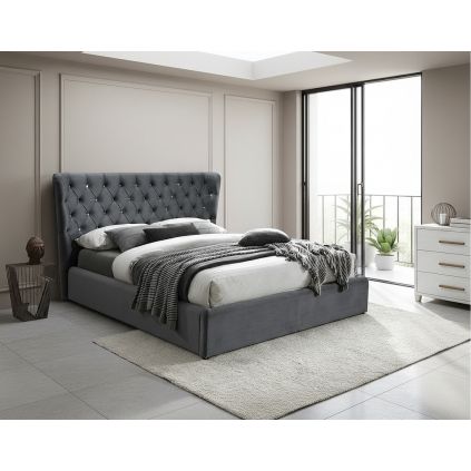 dokonala-calunena-postel-carven-velvet