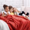 hrejiva deka shleepy red deti pod dekou
