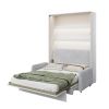 siva pohovka k bielej posteli bed concept