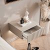zavesny-nocny-stolik-evo-v-prevedeni-kasmir-detail-zasuvky